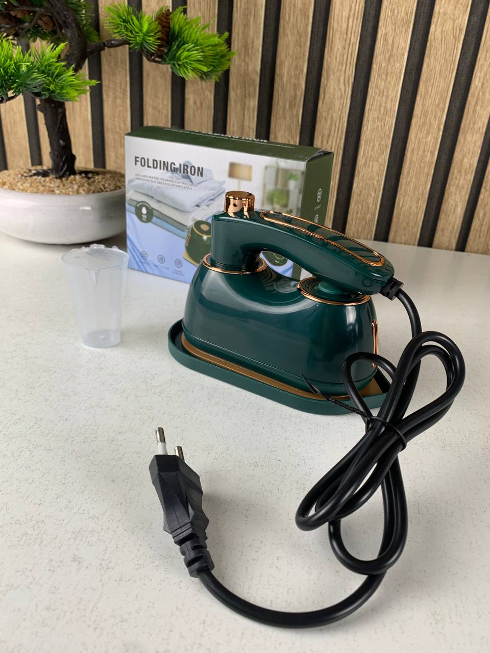 مكواة بخار محمولة