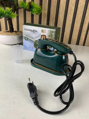 مكواة بخار محمولة