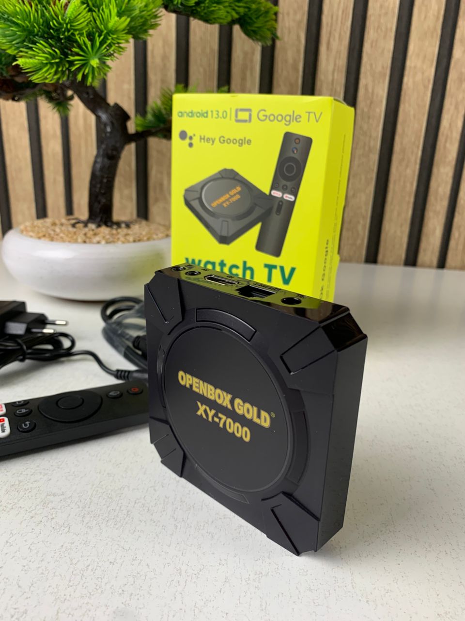 Watch TV Android TV Box avec Télécommande Vocale 2+16GB – جهاز ميديا ذكي