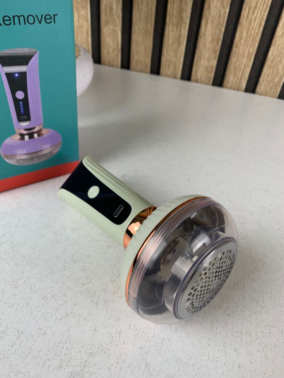 فرشاة إزالة الوبر القابلة للشحن