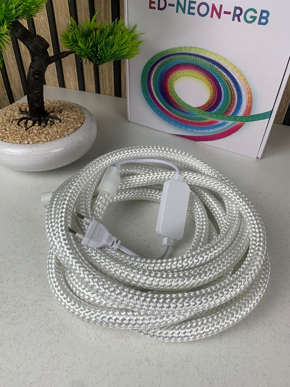 شريط إضاءة نيون RGB مرن بتوزيع 360°